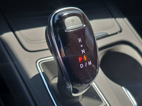 Certified 2025 Cadillac XT4 Premium Luxury FWD image 16