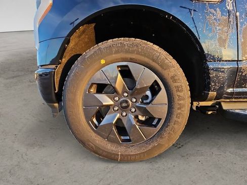 New 2025 Ford F150 Lightning Lariat w/ Max Trailer Tow Package image 14