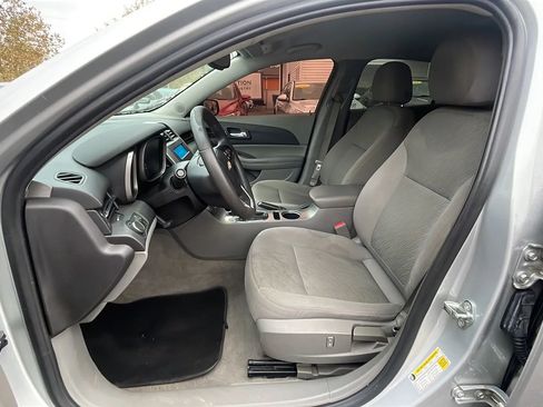 Used 2016 Chevrolet Malibu LS image 10