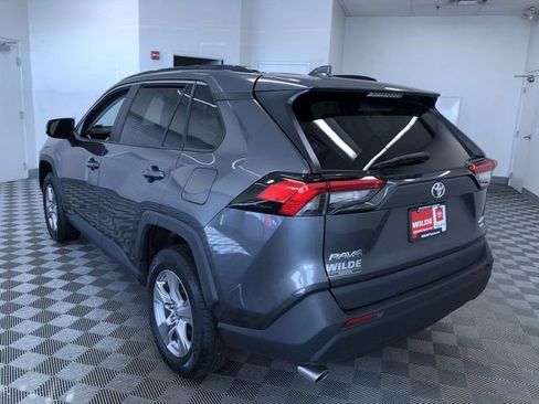 Used 2022 Toyota RAV4 XLE image 5