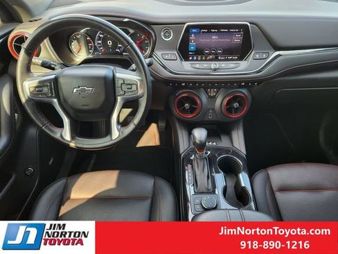 Used 2021 Chevrolet Blazer RS w/ Enhanced Convenience Package FWD image 27