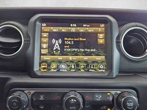 Used 2023 Jeep Wrangler Unlimited Sahara AWD/4WD image 11