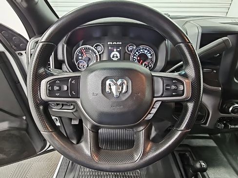 Used 2024 RAM 2500 Tradesman w/ Chrome Appearance Group image 24
