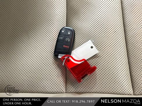 Used 2014 Jeep Grand Cherokee Limited w/ Luxury Group II image 48