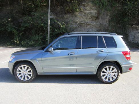 Used 2012 Mercedes-Benz GLK 350 4MATIC image 2