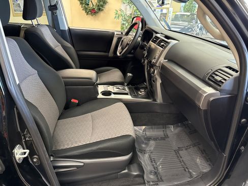 Used 2024 Toyota 4Runner SR5 image 15