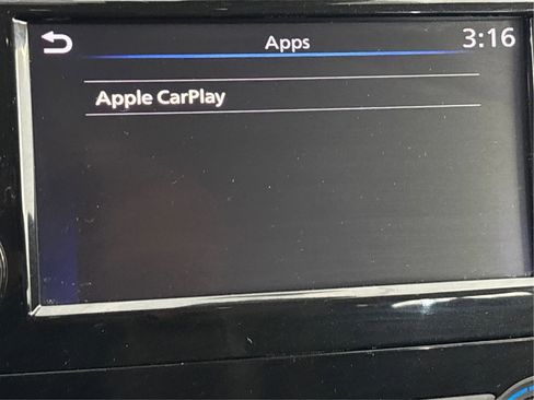 Used 2022 Nissan Rogue Sport S image 42