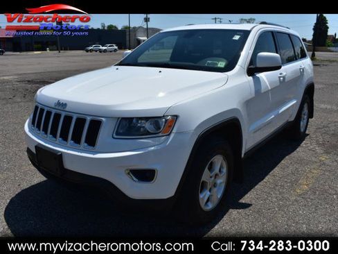 Used 2015 Jeep Grand Cherokee Laredo w/ Quick Order Package 23E AWD/4WD image 1