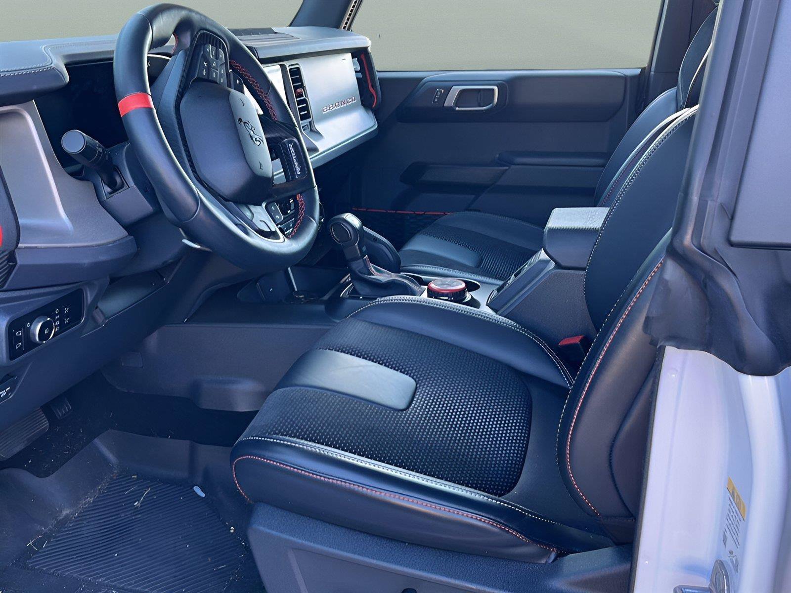 Used 2024 Ford Bronco Raptor w/ Interior Carbon Fiber Pack 6 AWD/4WD image 4