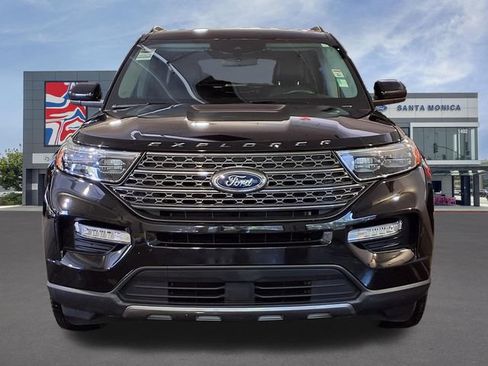 Used 2023 Ford Explorer XLT w/ Equipment Group 202A AWD/4WD image 2