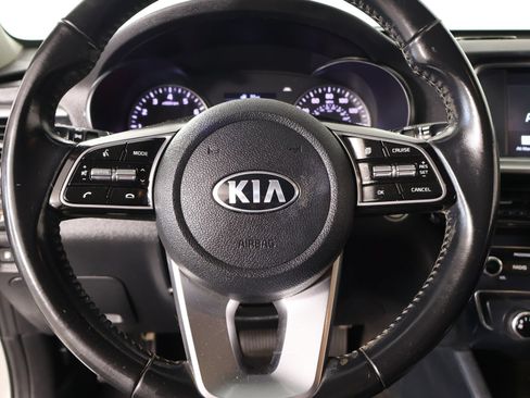 Used 2020 Kia Optima S FWD image 3