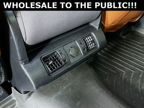 Used 2016 Toyota Tundra SR5 image 24