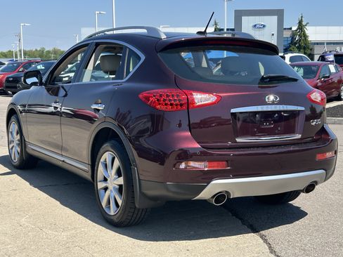 Used 2017 INFINITI QX50 AWD w/ Premium Plus Package image 5