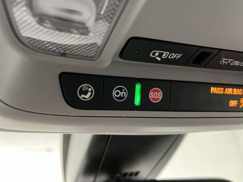 Certified 2024 Chevrolet Blazer LT w/ Convenience Package image 27