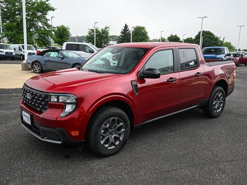 New 2025 Ford Maverick XLT w/ XLT Luxury Package image 9