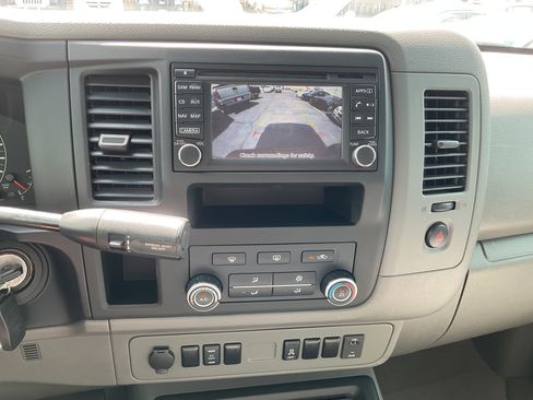 Used 2019 Nissan NV 3500 SV w/ Navigation Package RWD image 18