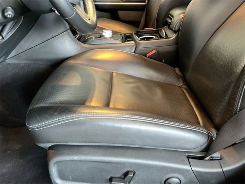 Used 2022 Chrysler 300 S w/ Comfort Group image 19