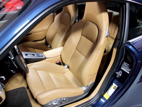 Used 2015 Porsche 911 Turbo S AWD/4WD image 17