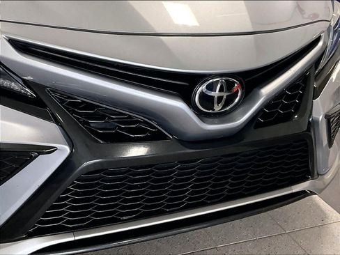 Used 2024 Toyota Camry XSE FWD image 31