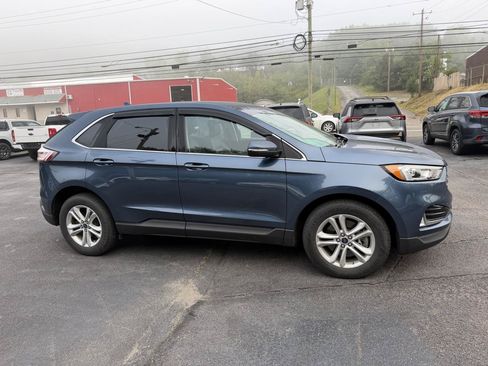 Used 2019 Ford Edge SEL w/ Equipment Group 201A AWD/4WD image 4