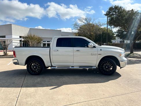 Used 2018 RAM 1500 Laramie w/ Convenience Group image 4