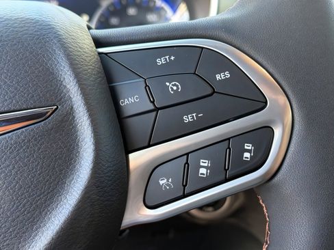 New 2026 Chrysler Pacifica Pinnacle FWD image 23