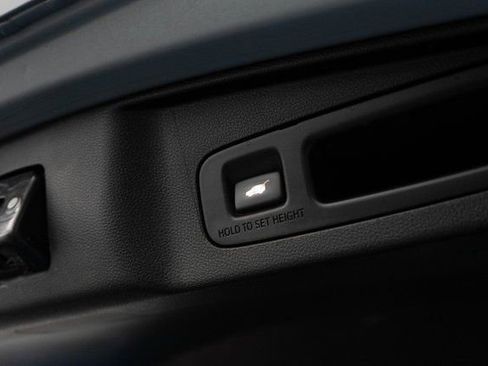 Used 2020 Honda CR-V Touring image 12