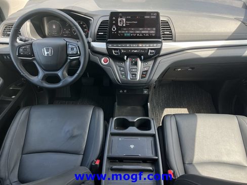 Used 2025 Honda Odyssey EX-L image 5