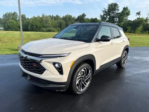 New 2026 Chevrolet TrailBlazer RS w/ Convenience Package AWD/4WD image 1