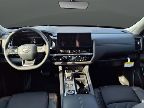 New 2026 Nissan Pathfinder Platinum AWD/4WD image 49