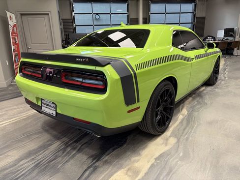Used 2015 Dodge Challenger R/T Scat Pack w/ Scat Pack Appearance Package image 30