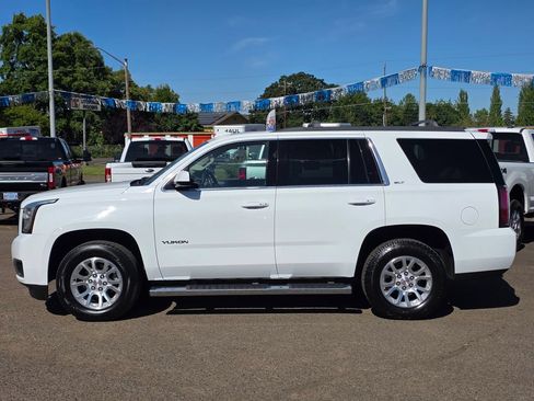 Used 2016 GMC Yukon SLT w/ HD Trailering Package AWD/4WD image 35