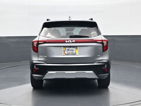 Used 2024 Kia Seltos SX AWD/4WD image 6