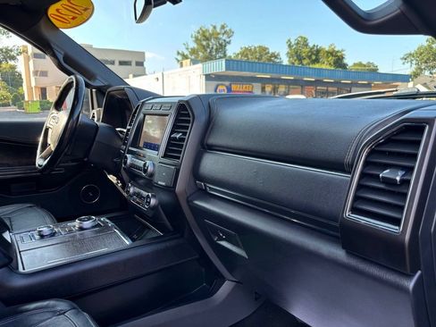 Used 2020 Ford Expedition Max Limited AWD/4WD image 20