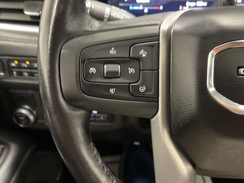Used 2023 GMC Yukon XL Denali w/ Denali Reserve Package RWD image 6