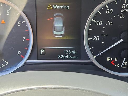 Used 2017 Nissan Sentra SV FWD image 16