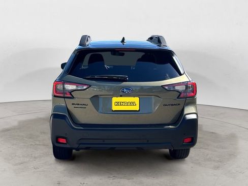 Certified 2025 Subaru Outback Onyx Edition AWD/4WD image 4