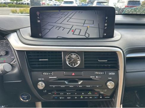 Used 2022 Lexus RX 450h AWD w/ Luxury Package image 31