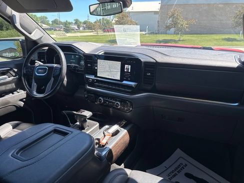 Used 2022 GMC Sierra 1500 Elevation w/ Elevation Premium Package AWD/4WD image 30