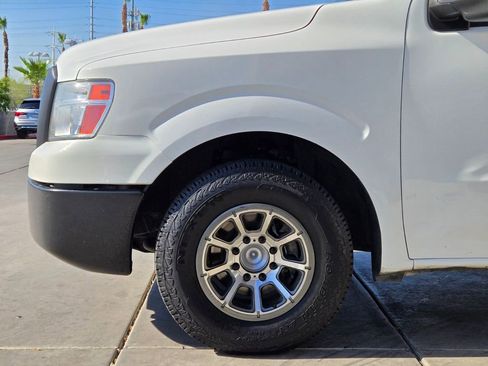 Used 2017 Nissan NV 3500 S RWD image 12