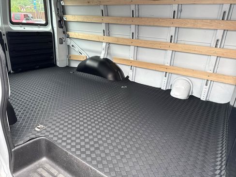 Used 2025 GMC Savana 2500 w/ Driver Convenience Package RWD image 19