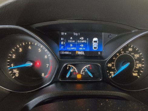 Used 2018 Ford Focus SE FWD image 23