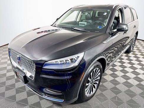 Used 2022 Lincoln Aviator Reserve AWD/4WD image 3
