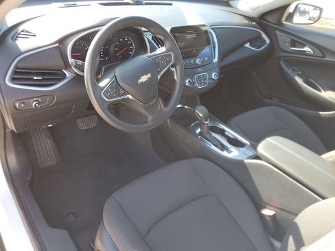 Used 2023 Chevrolet Malibu LT image 15