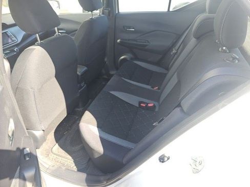 Used 2020 Nissan Kicks SV FWD image 19