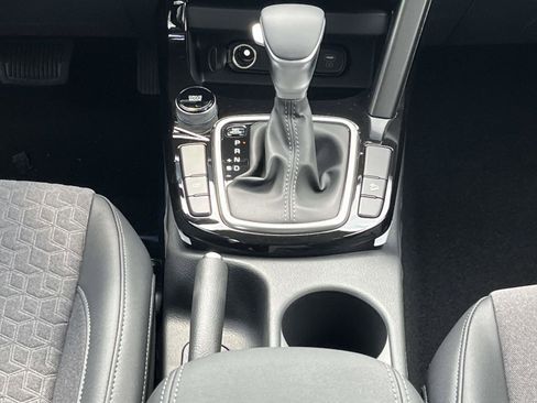 New 2026 Kia Seltos S FWD image 13