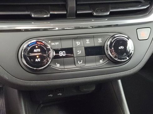 New 2026 Buick Envista Sport Touring w/ Convenience I Package FWD image 30