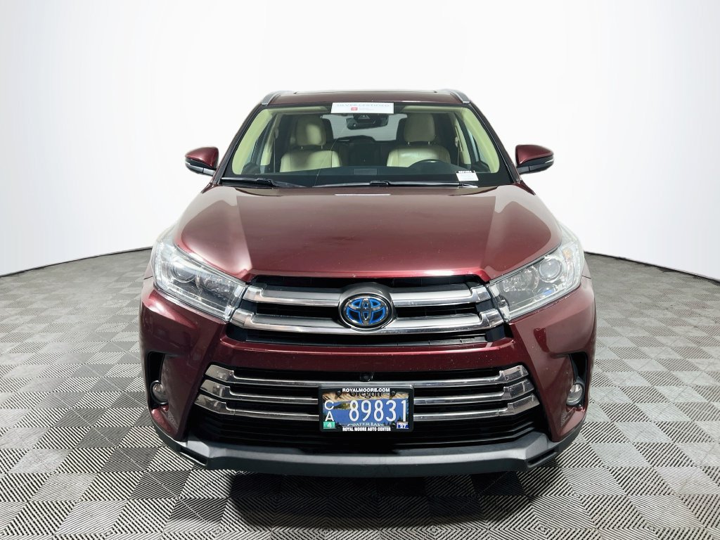 Certified 2017 Toyota Highlander Limited Platinum AWD/4WD image 2