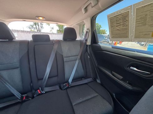 Used 2025 Nissan Rogue SV FWD image 39