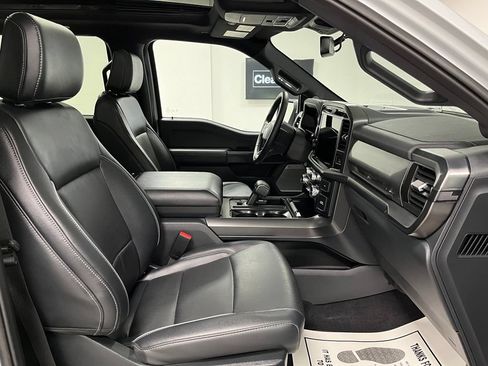 Used 2025 Ford F150 Lariat AWD/4WD image 57